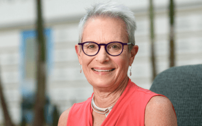 Headshot of Leslie Berg, Ph.D.