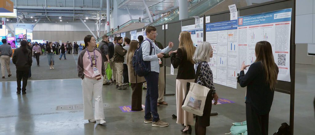 Undergrad students present posters at IMMUNOLOGY2026™